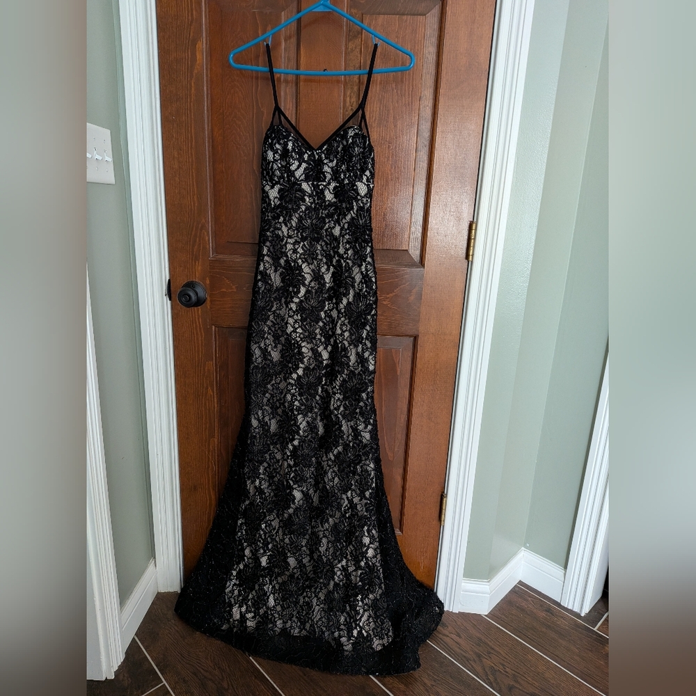 Elegant Black Lace Gown